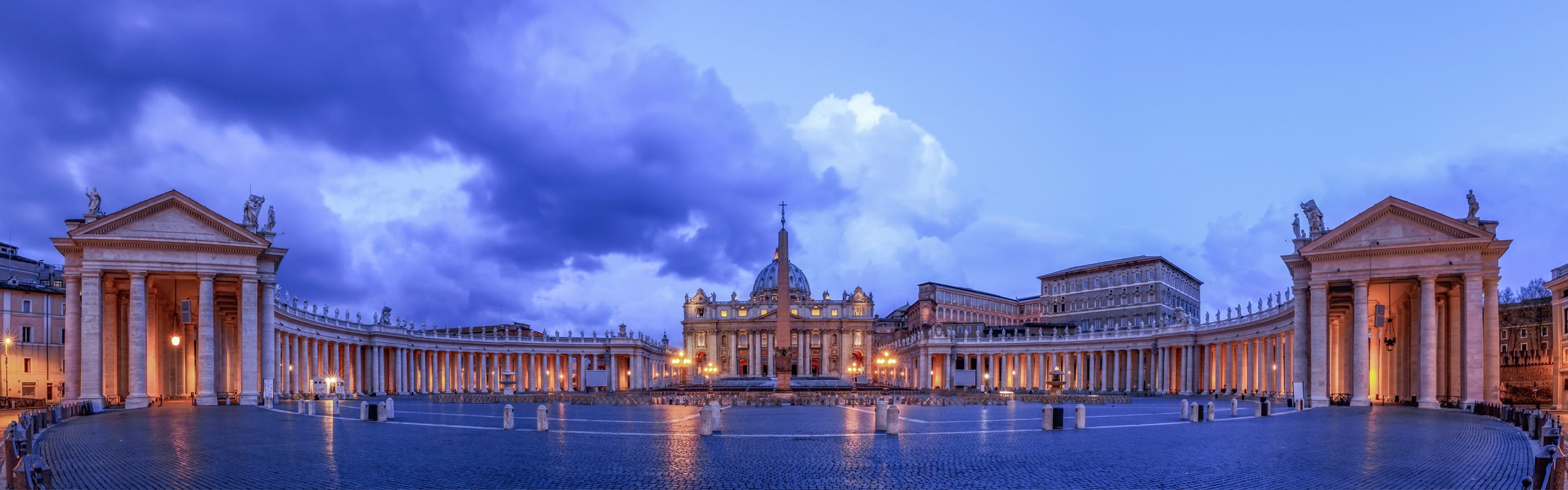 Holy See - Navsumo - Free Travel Planning - Photo Credit - Shutterstock - 2