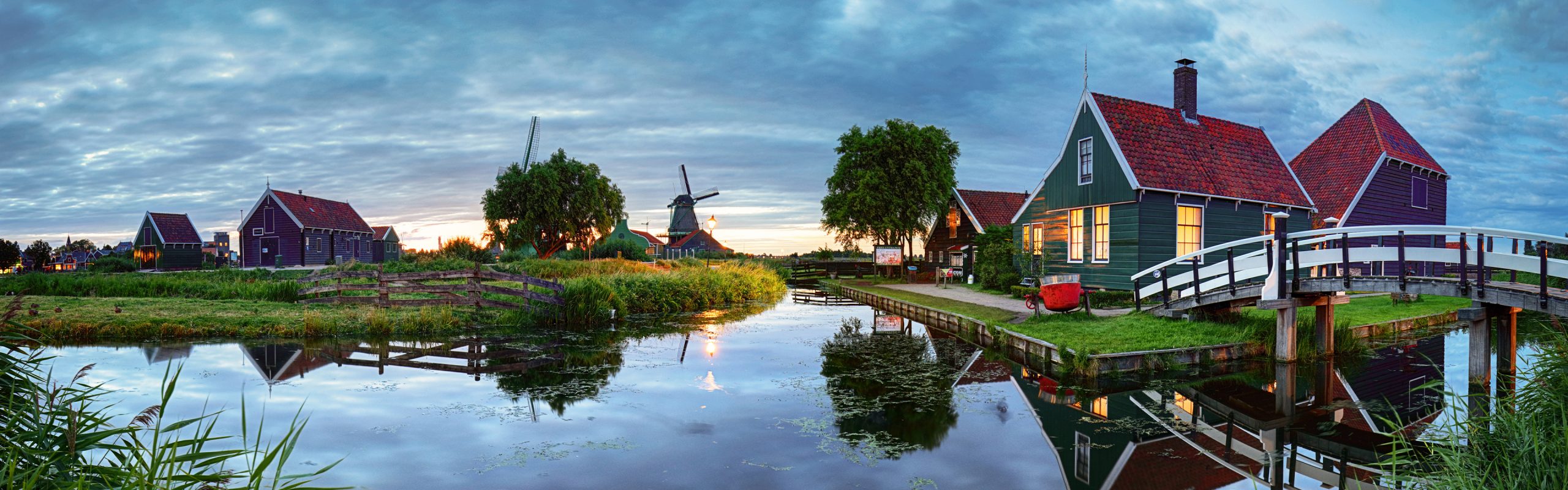 Netherlands - Navsumo - Free Travel Planning - Photo Credit - Shutterstock - 2