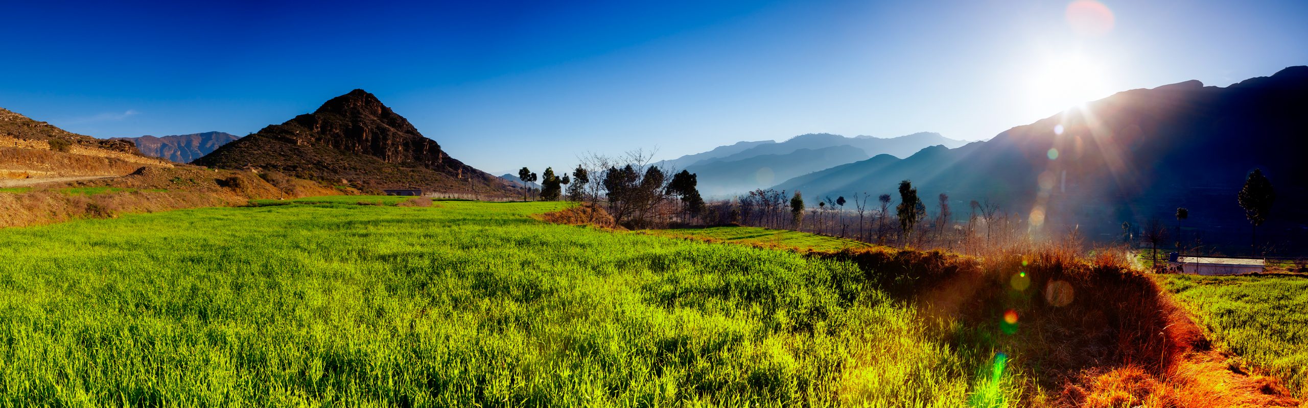 Pakistan - Navsumo - Free Travel Planning - Photo Credit - Shutterstock - 2
