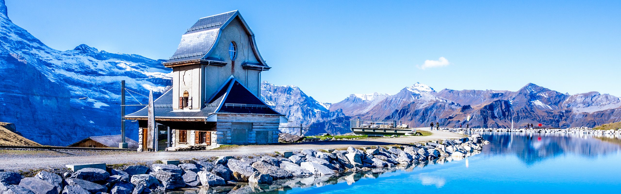 Switzerland - Navsumo - Free Travel Planning - Photo Credit - Shutterstock - 2