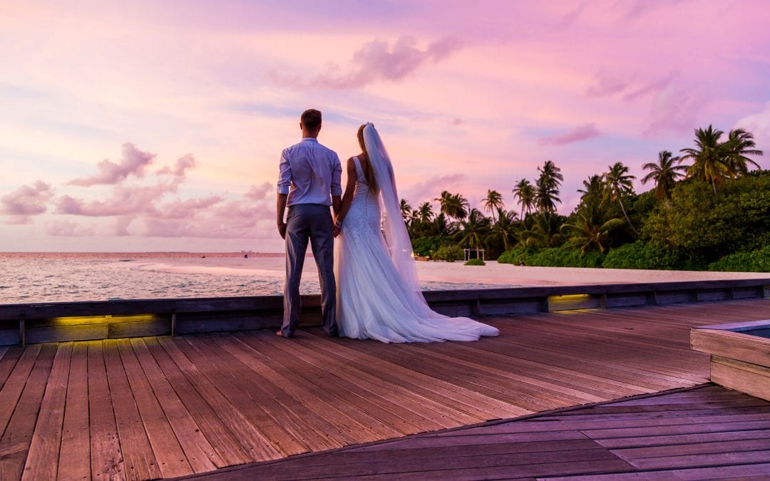 Bora Bora for Romantics: How to Get Married or Take a Honeymoon in Paradise